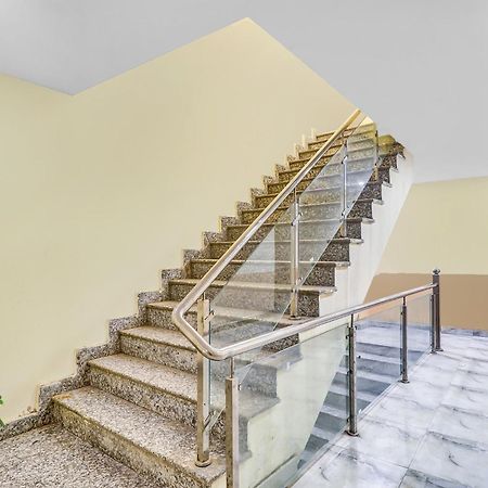 Hotel O Prince Home Stay Near Ambience Mall New Delhi Eksteriør bilde