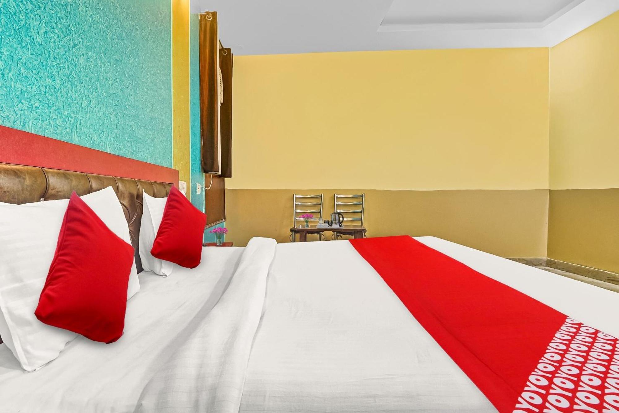 Hotel O Prince Home Stay Near Ambience Mall New Delhi Eksteriør bilde